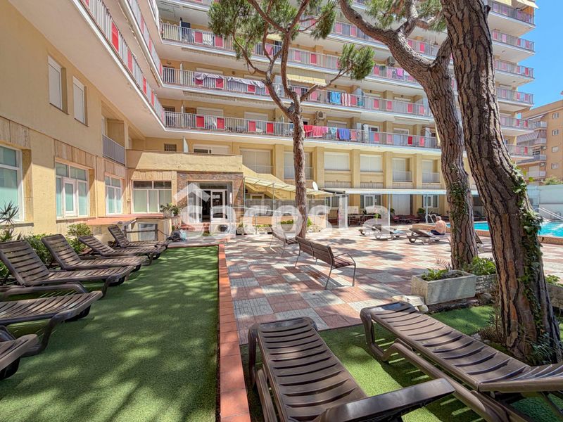 Foto 56ea12ff-0714-4573-99ca-507157f20564. Apartament amb calefacció piscina a Els Pins Blanes