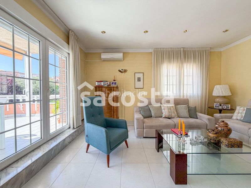 Foto bfa26005-e5e6-4dde-9c41-36f47ab2b23c. Casa adossada amb calefacció aparcament a Centre Pineda de Mar