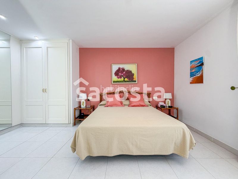Foto d42246c8-d1f7-438c-bf5d-d2e27e0e7910. Casa adossada amb calefacció aparcament a Centre Pineda de Mar