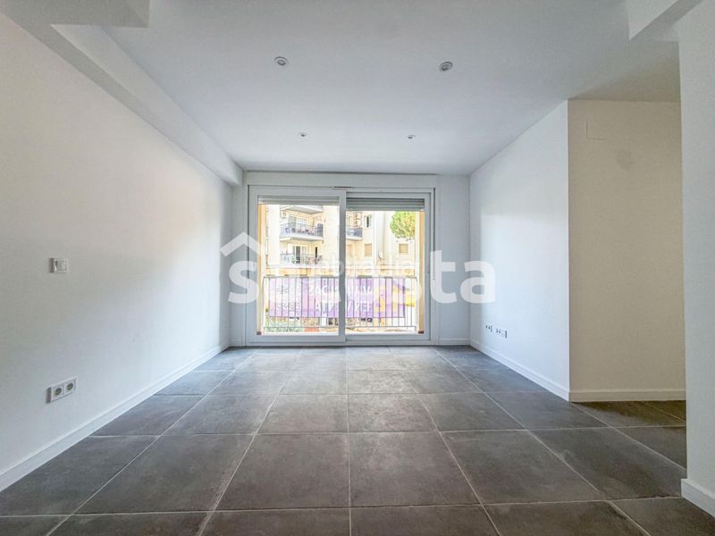 Foto c38b3313-a93b-432d-a87b-093eb4df23bf. Flat with pool in Els Pins Blanes