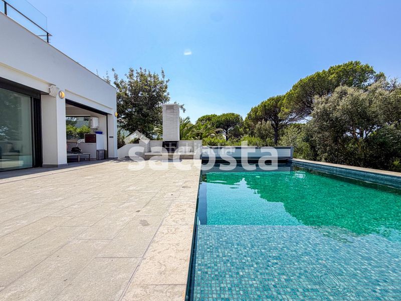 Foto cd4754ef-93b3-4791-a032-ad5583347efa. Casa amb calefacció aparcament piscina a Caldes de Malavella