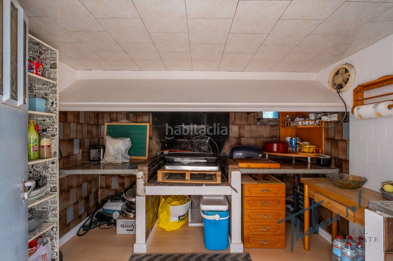 Foto 36c56bf1-def6-4381-bb1e-06751d4fd58b. Masia amb xemeneia calefacció aparcament piscina a Alicante