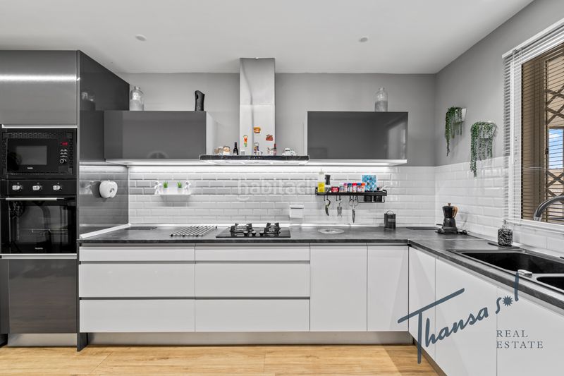 Foto d8e3587a-2026-41e0-8140-5aa6168cbad6. Masia amb xemeneia calefacció aparcament piscina a Alicante