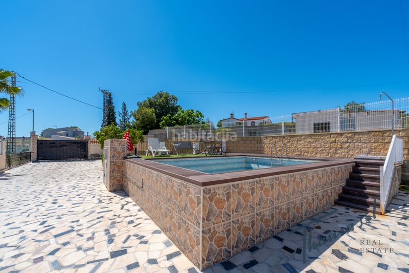 Foto e0c82ad6-a01f-4fdb-8834-72798348ebd1. Masia amb xemeneia calefacció aparcament piscina a Alicante