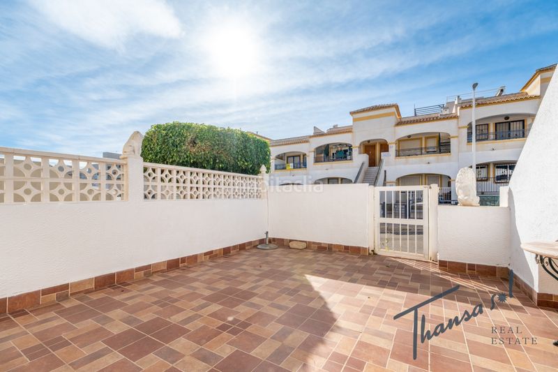 Foto e11f2f92-44b1-4174-876a-5e99b09d1bc6. Casa adossada amb calefacció piscina a Monte Faro-Altomar II Santa Pola