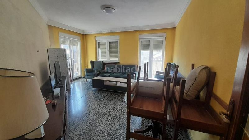 Foto bab340bc-80ec-4d1f-8138-61bd105c3a59. Alquiler piso  en alquiler en plaza oeste, 3 dormitorios. en Salamanca