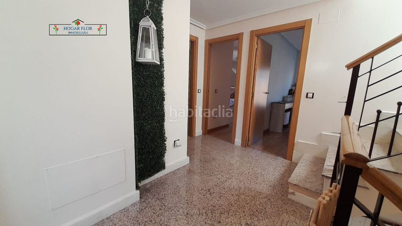 Foto 003fa2b1-d77a-4e11-9e77-a3a682a88af9. Casa a schiera con riscaldamento parcheggio piscina in Villares de la Reina