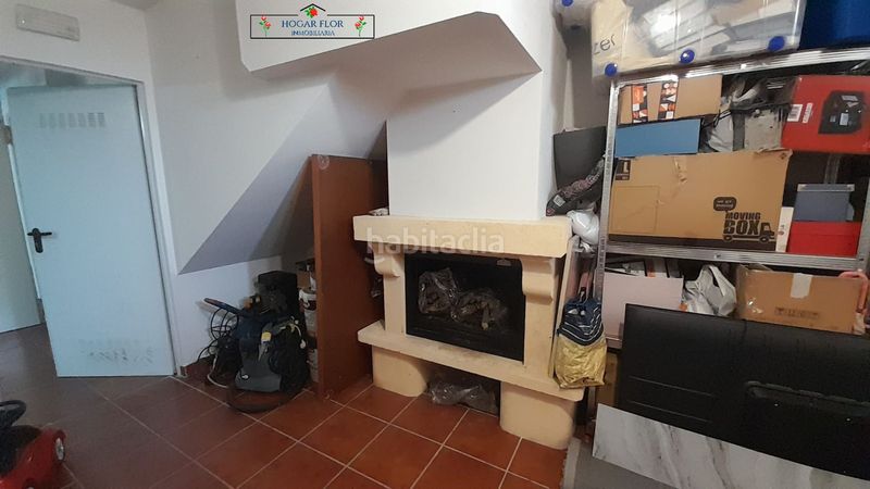Foto 0bb6a5a2-fd7c-45fc-8986-140470e22958. Casa a schiera con riscaldamento parcheggio piscina in Villares de la Reina