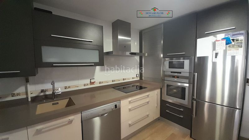 Foto 0e09a872-3645-42f2-9aa9-e8fa8f929c8a. Casa a schiera con riscaldamento parcheggio piscina in Villares de la Reina