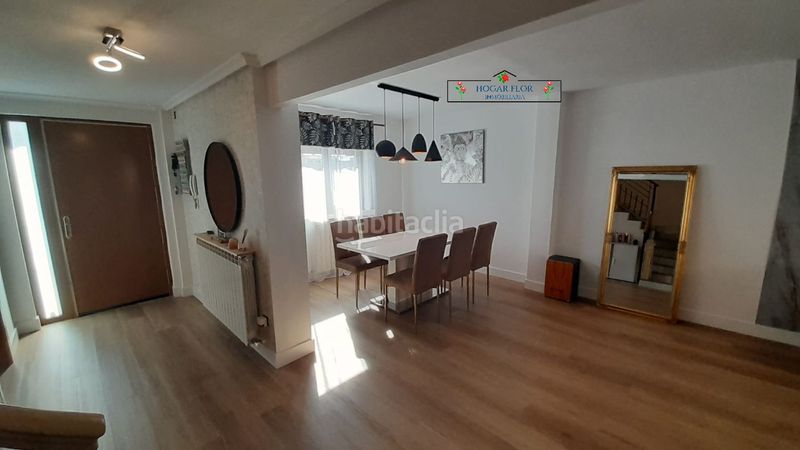 Foto 1c86a1d8-3e59-47e3-9480-7b115b40984a. Casa a schiera con riscaldamento parcheggio piscina in Villares de la Reina