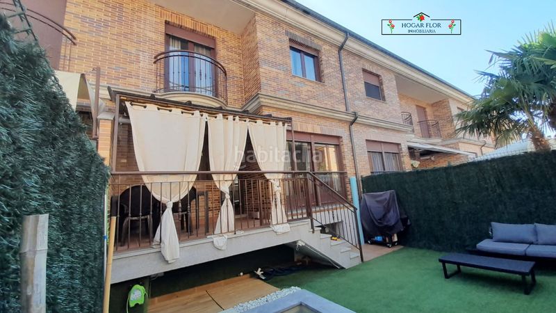 Foto 231c9cff-6504-42da-8d18-2dfa3e6d33ec. Casa a schiera con riscaldamento parcheggio piscina in Villares de la Reina