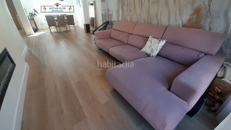 Foto 49295f5c-d367-4c0b-abe9-e32470b57ed8. Casa a schiera con riscaldamento parcheggio piscina in Villares de la Reina