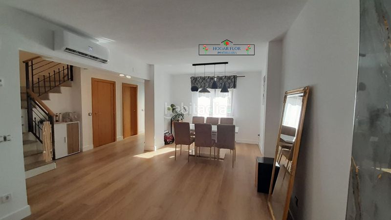 Foto c26a52e6-7aee-46ed-8edc-dba1fd7dc3f4. Casa a schiera con riscaldamento parcheggio piscina in Villares de la Reina