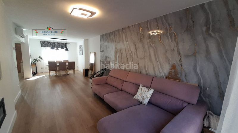 Foto e8ff2ebf-23fe-4c59-ba02-5f8eef0c62e5. Casa a schiera con riscaldamento parcheggio piscina in Villares de la Reina