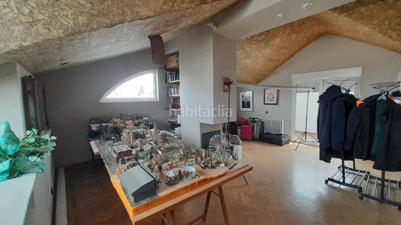 Foto 00a27e3c-658b-45e5-b0b5-1087aac87322. Chalet  en venta en urbanización valdelagua, 5 dormitorios. en Santa Marta de Tormes