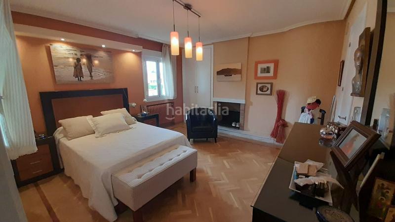 Foto 014e61a7-a29e-4b4e-b2fa-64965411262d. Chalet  en venta en urbanización valdelagua, 5 dormitorios. en Santa Marta de Tormes