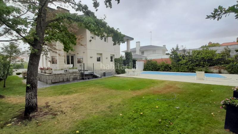 Foto 18745138-cdb1-4ec1-a588-f3de28b859f5. Chalet  en venta en urbanización valdelagua, 5 dormitorios. en Santa Marta de Tormes
