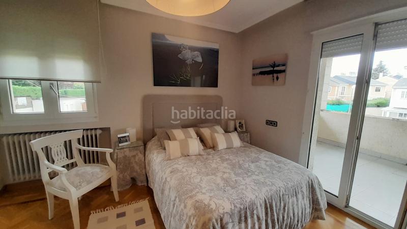 Foto 59127bce-3a65-4c4c-a663-57ad3519f44c. Chalet  en venta en urbanización valdelagua, 5 dormitorios. en Santa Marta de Tormes