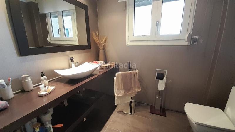 Foto 5db77602-a656-4d50-8846-f5c1964d4ea3. Chalet  en venta en urbanización valdelagua, 5 dormitorios. en Santa Marta de Tormes