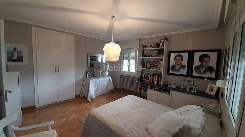 Foto 61330c9f-706c-4682-9da2-82351ee1b3d7. Chalet  en venta en urbanización valdelagua, 5 dormitorios. en Santa Marta de Tormes