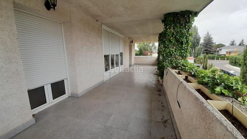 Foto 7e33a2a0-d977-417a-a9ad-117212d3732e. Chalet  en venta en urbanización valdelagua, 5 dormitorios. en Santa Marta de Tormes