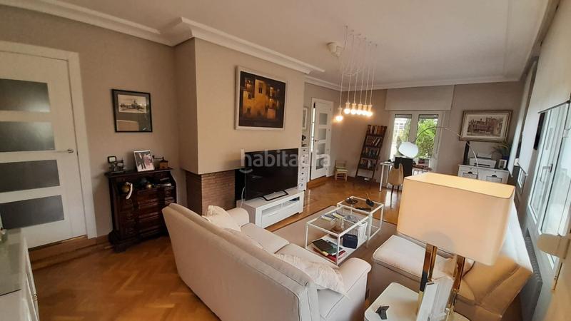 Foto 9dc24286-fff5-4670-89f8-867cdd32fdff. Chalet  en venta en urbanización valdelagua, 5 dormitorios. en Santa Marta de Tormes