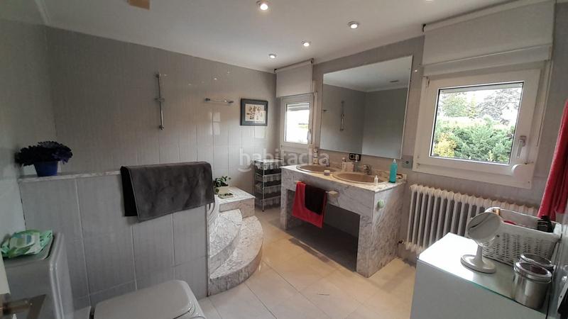 Foto bf18706b-d11c-4907-9782-30f2283d4daa. Chalet  en venta en urbanización valdelagua, 5 dormitorios. en Santa Marta de Tormes
