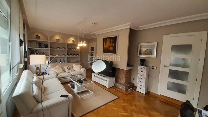 Foto c14fbdd2-d520-4b8b-9480-ea8a8c394322. Chalet  en venta en urbanización valdelagua, 5 dormitorios. en Santa Marta de Tormes