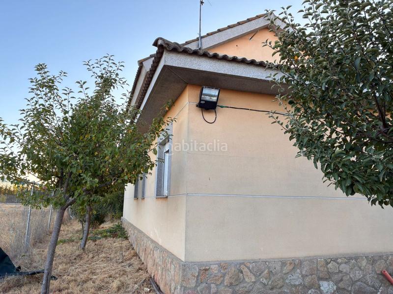 Foto 01b0dcd3-a33a-43f4-b0cf-4126d69bf93c. Chalet dans calzada vieja 12 dans Calvarrasa de Arriba