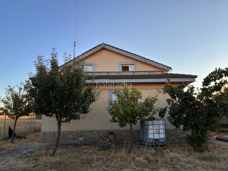 Foto ed1abc80-9d03-4d68-8230-37d62add4d04. Chalet dans calzada vieja 12 dans Calvarrasa de Arriba