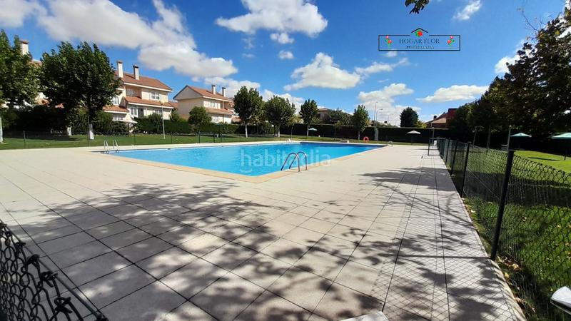 Foto 12952596-f008-4b3f-b7de-eb6eb12050bd. Chalet avec chauffage parking piscine dans Villamayor