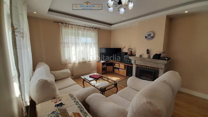 Foto 13ab25ce-1a49-467b-a9b3-7df938d347fa. Chalet avec chauffage parking piscine dans Villamayor