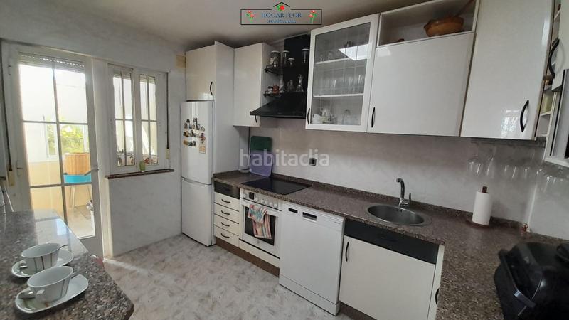 Foto 4dcfda93-1b2b-4cd1-a4ad-087e64b949a2. Chalet avec chauffage parking piscine dans Villamayor