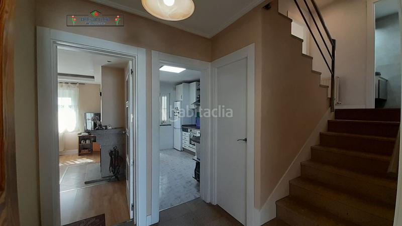 Foto e8f15490-4865-45ad-99a2-3abc01721e1d. Chalet avec chauffage parking piscine dans Villamayor