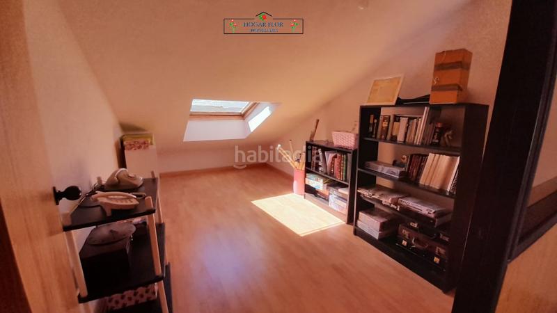 Foto f8b12f74-cc4b-46eb-b91c-1f9fdcb2b8da. Chalet avec chauffage parking piscine dans Villamayor