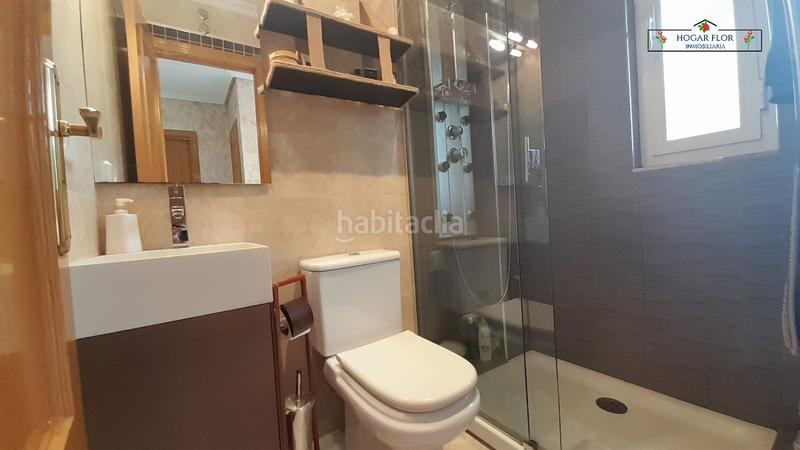 Foto f92d3744-6be3-4c31-bad3-dd279fba7b87. Chalet con riscaldamento parcheggio piscina in Santa Marta de Tormes