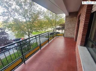 Pis a Garrido Norte. Piso en venta en fco. anaya, 3 dormitorios.