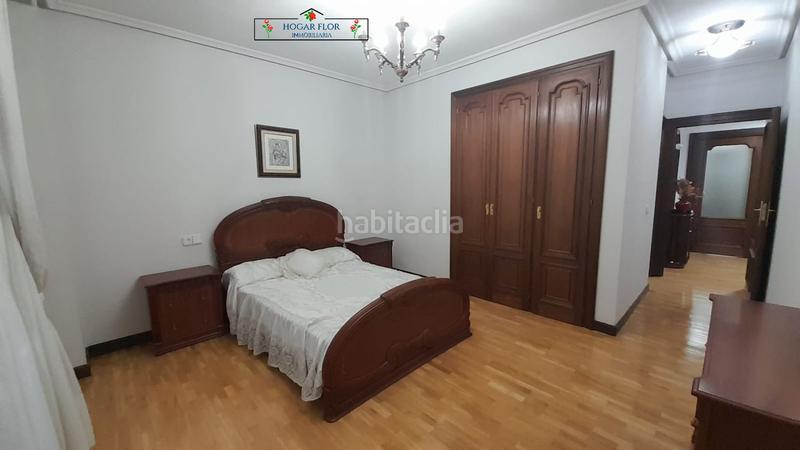 Foto f0f0630a-33ad-4829-a85d-f4060571e3aa. Piso  en venta en Centro, 4 dormitorios. en Centro Salamanca