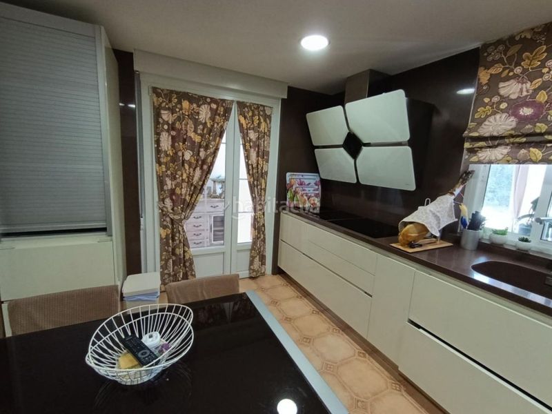 Foto f485e9b9-210a-4789-ba9d-fa3f0e8c7fc0. Chalet  en venta en mozarbez, 4 dormitorios. en Mozárbez