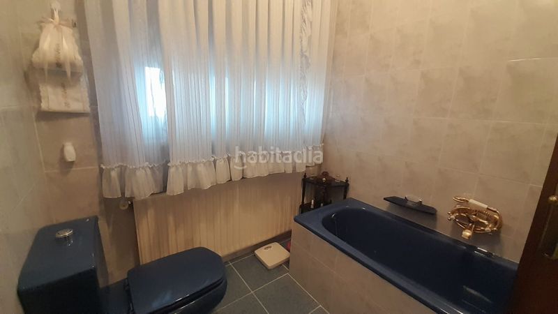 Foto 481168b8-6c73-4140-8cc5-fc065e7a7f17. Casa adossada amb calefacció aparcament piscina a Santa Marta de Tormes