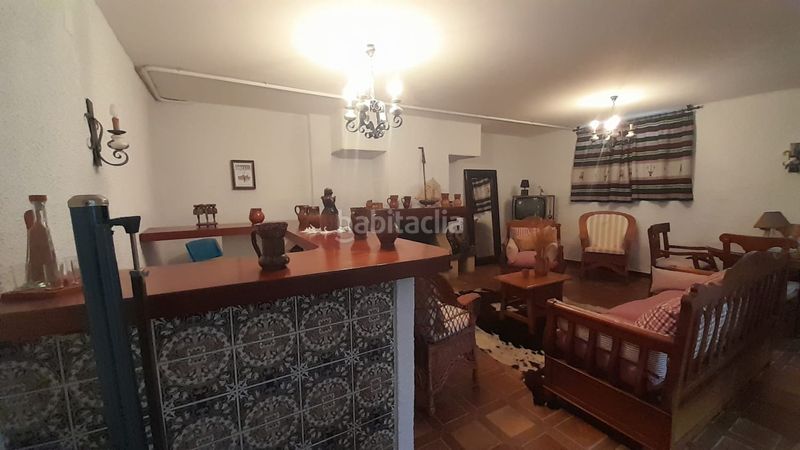 Foto 51914e70-e6b2-43fb-89b7-a8346d8eddb4. Casa adossada amb calefacció aparcament piscina a Santa Marta de Tormes