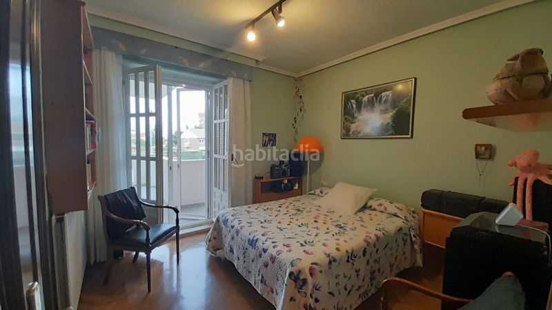 Foto 56d067bb-9294-45b9-abb2-5ead995c2b1d. Casa adossada amb calefacció aparcament piscina a Santa Marta de Tormes