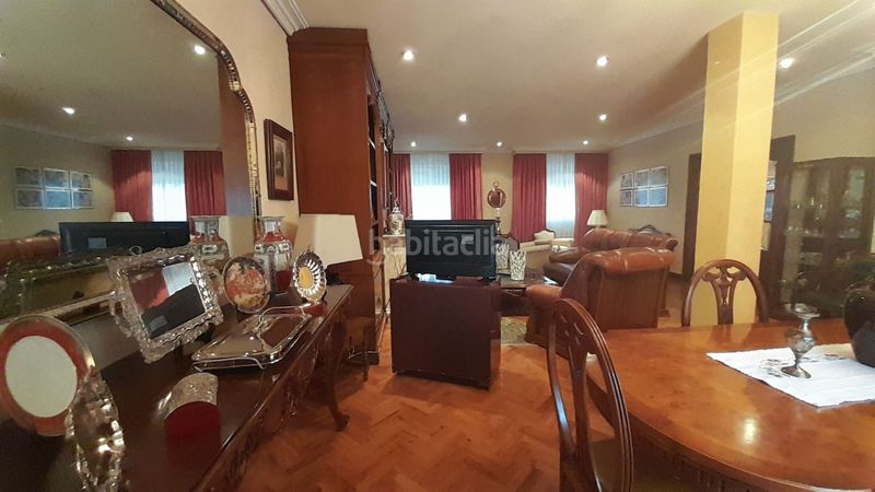 Foto cff02a71-08ac-4e11-a54f-b2a593e80eb1. Casa adossada amb calefacció aparcament piscina a Santa Marta de Tormes