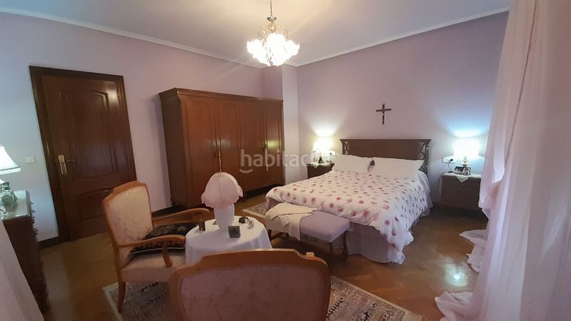 Foto db604ea6-5897-48ec-acee-0a77d3a2dc94. Casa adossada amb calefacció aparcament piscina a Santa Marta de Tormes