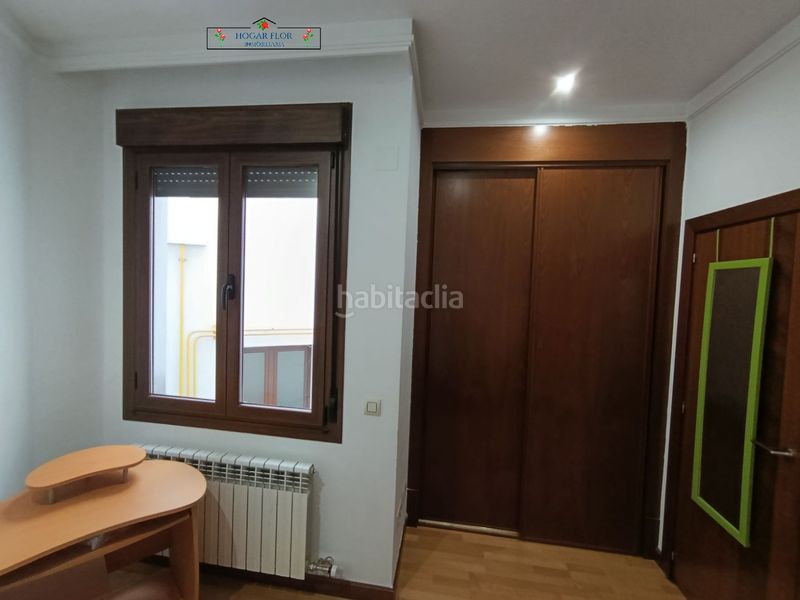Foto 09f35f32-b059-4190-b81e-c556d1f90ccf. Dúplex amb calefacció a Carmelitas Salamanca