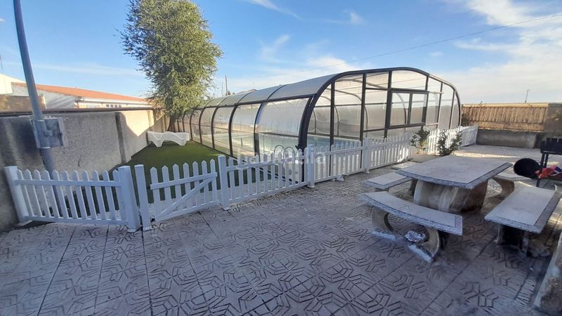 Foto 60f6ba5b-1193-46c3-a2ae-4ff5c1dc6d16. Chalet avec chauffage parking piscine dans Calzada de Valdunciel