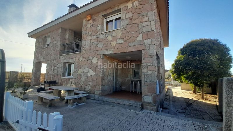 Foto 7061bad3-2af6-40bc-b50b-0a4a8564bdeb. Chalet avec chauffage parking piscine dans Calzada de Valdunciel