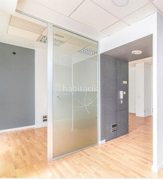 Foto 80f93b81-35f6-4f63-86ad-f906bff130c1. Business premise in As Travesas - Balaidos Vigo