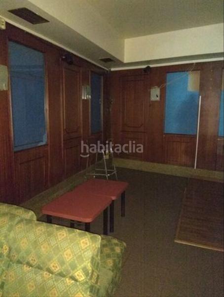 Foto f0f423ce-1403-4a27-a0db-2b4ad0296200. Geschäftsraum in Oleiros pueblo Oleiros