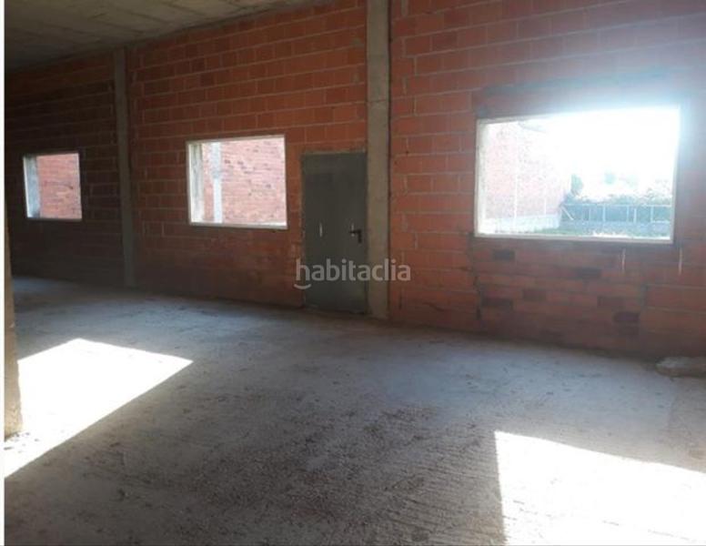 Foto ecef30ae-3180-43ab-adbc-f9e8797f60af. Local commercial dans O Feal - Xubia Narón